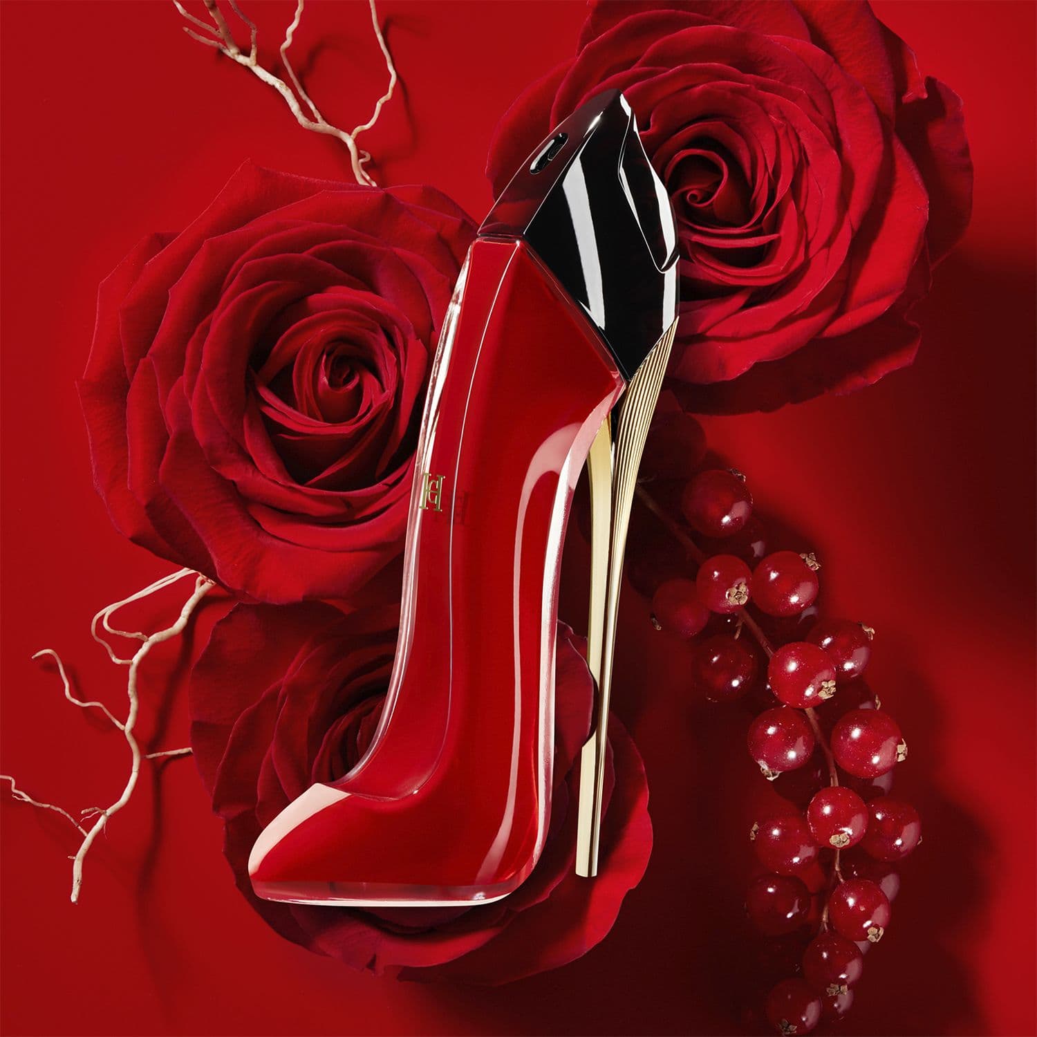 Carolina Herrera Very Good Girl product view 1